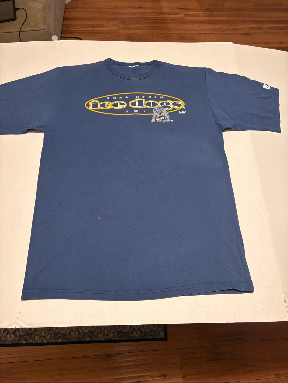 Vintage Ice Dogs Long Beach Blue Graphic shirt logo athletic
